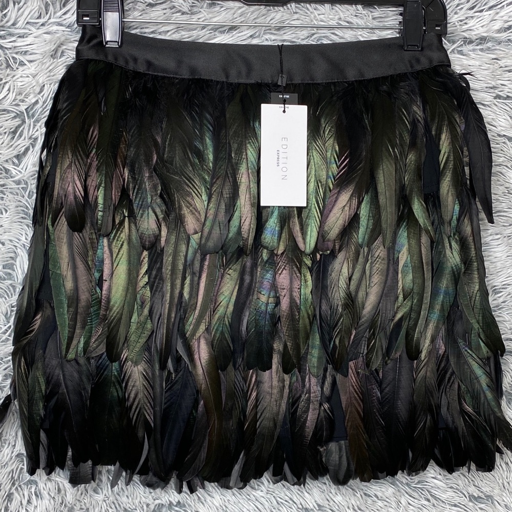 Express Edition Feather Skirt